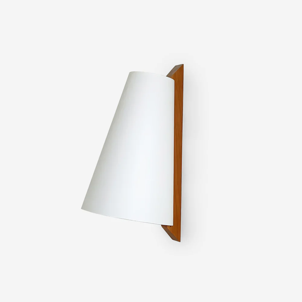 Trianora Wall Lamp