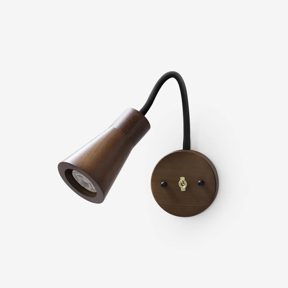 Woodcrest Wall Lamp